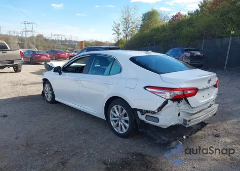 2020 Toyota Camry Le из США, поврежденный, VIN 4T1C11AK8LU887291